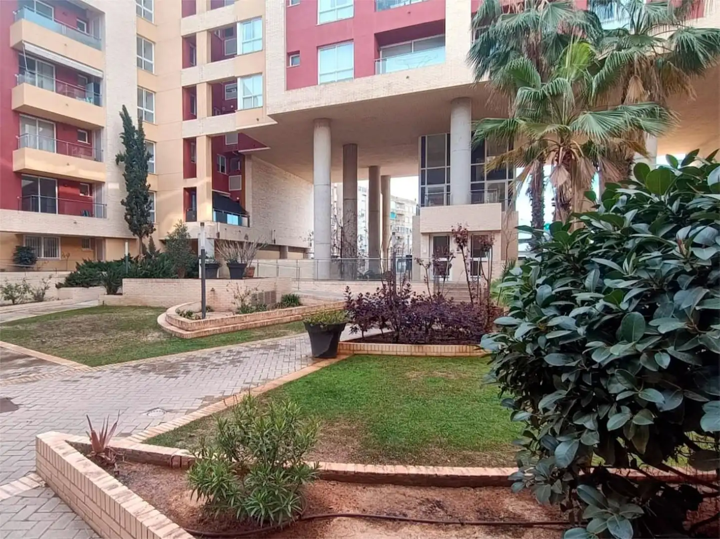 Vista exterior de Piso de alquiler en Aldaia con Aire acondicionado, Calefacción y Jardín privado