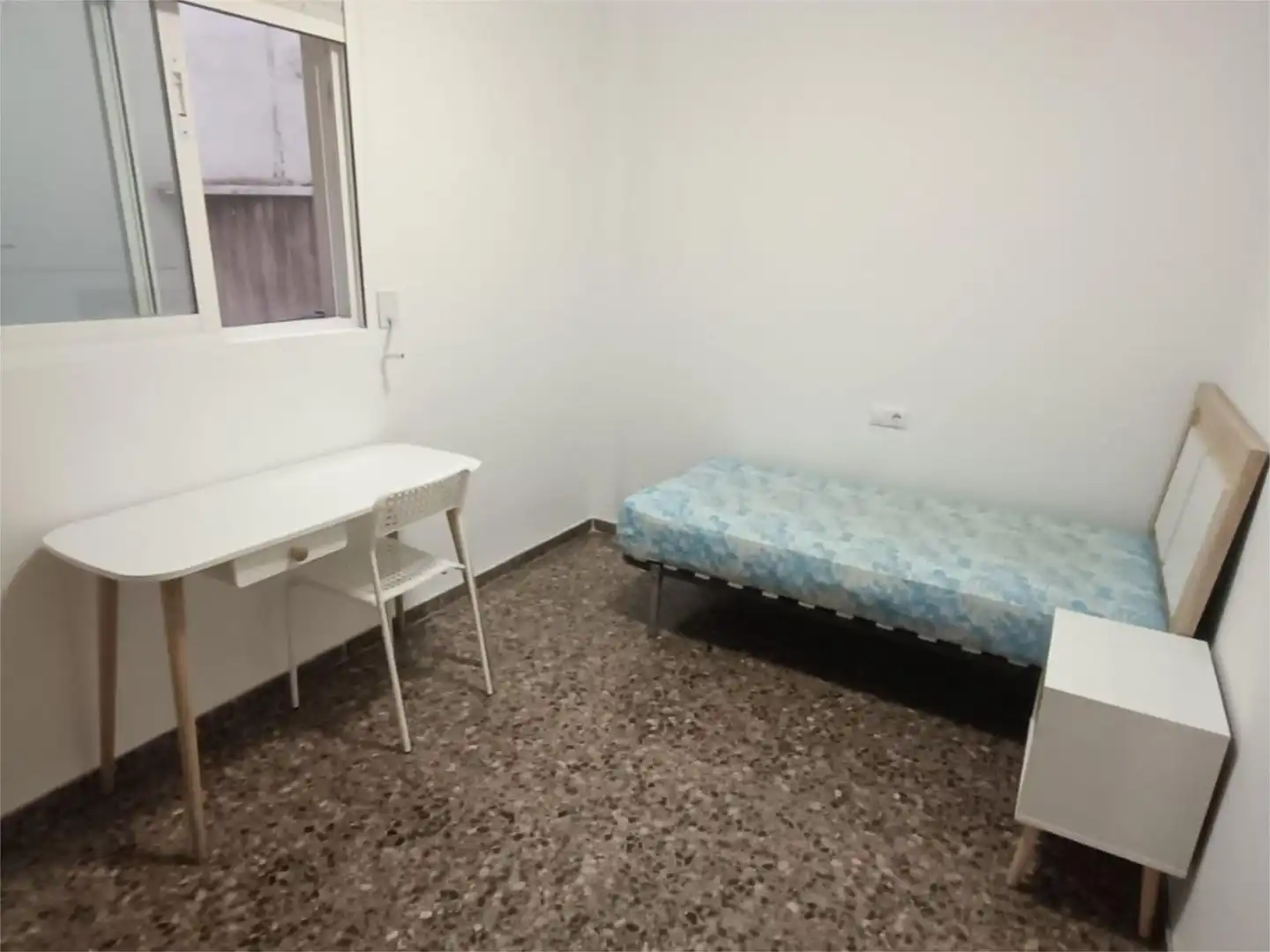 Habitación de Piso de alquiler en Aldaia con Aire acondicionado, Calefacción y Jardín privado