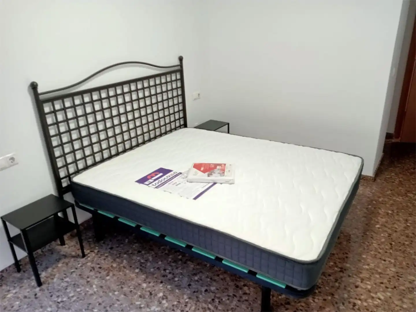 Habitación de Piso de alquiler en Aldaia con Aire acondicionado, Calefacción y Jardín privado