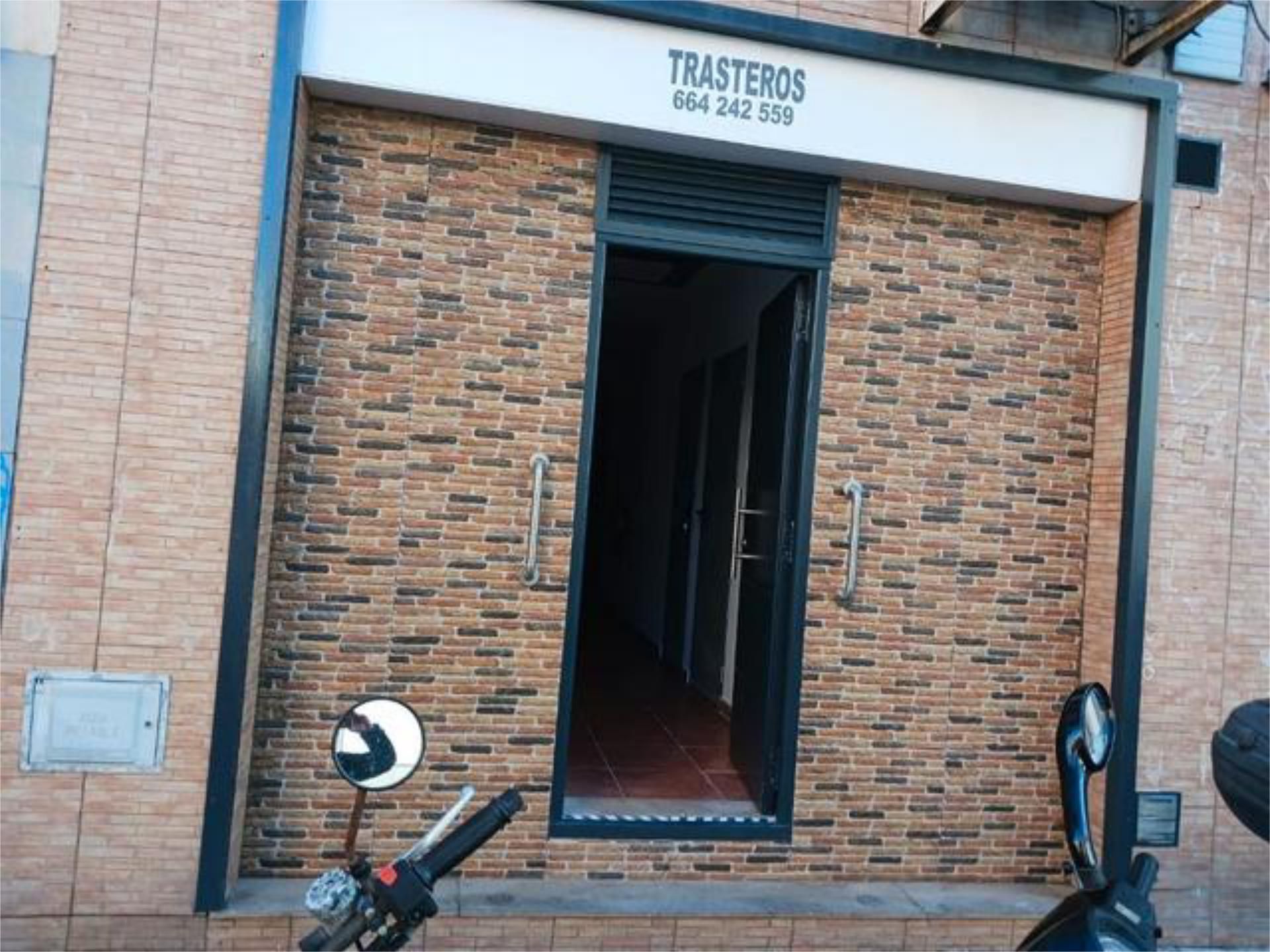 Box room to rent in  Cádiz Capital