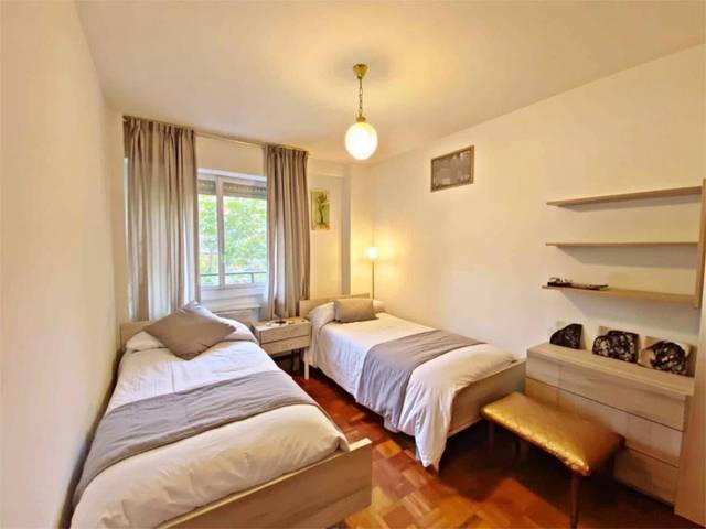 Piso en Alquiler en Avenida del Doctor García Tapia, 120 en Marroquina