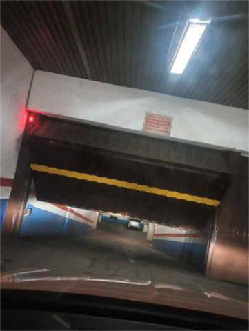 Garaje en Alquiler en Reyes Católicos