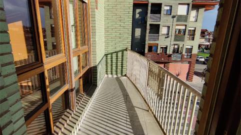 Piso en venta en Avenida del Castaño, 9, Cartes, Cantabria - imagen 5 Foto 5 de Piso en venta en Avenida del Castaño, 9, Cartes, Cantabria