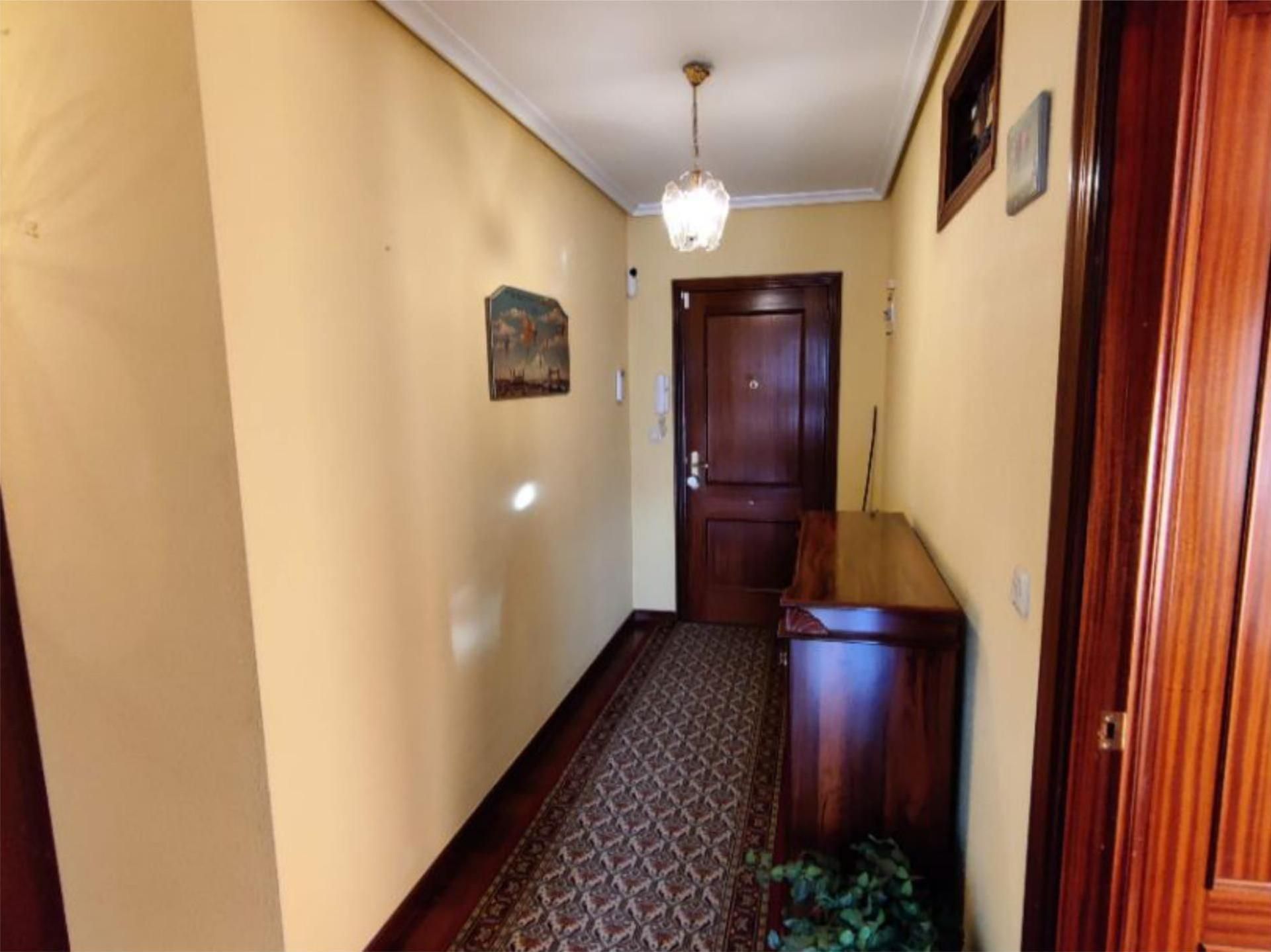 Piso en venta en Cartes con Balcón