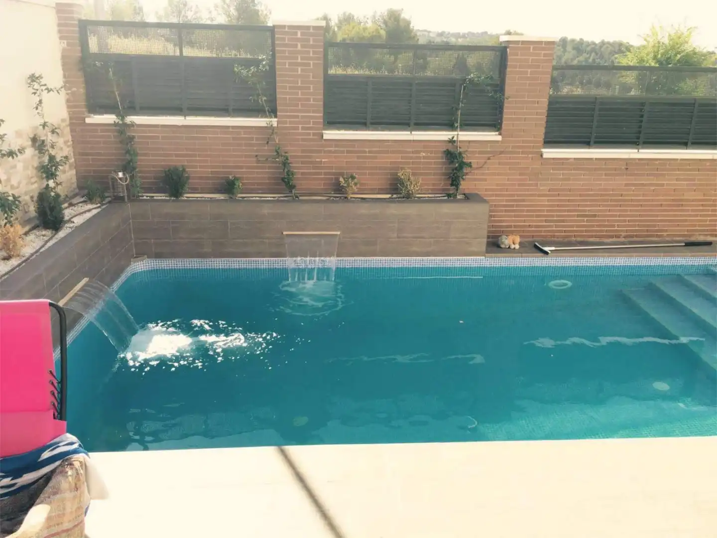 Casa adosada en venta en Calle Escultor Julio Gonzalez, 21, Bargas Piscina de Casa adosada en venta en Bargas