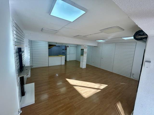 Local comercial en Venta en Carrer Berga, 44 en S'Arenal