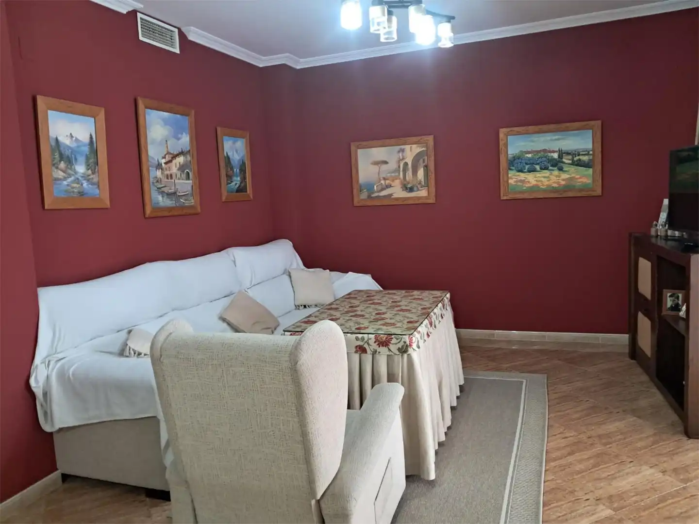 Casa o xalet en venda a Calle C, 20, La Hacienda - Nueva Andalucía Dormitori de Casa o xalet en venda en Dos Hermanas amb Aire condicionat, Calefacció i Jardí privat