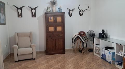 Foto 2 de Casa o xalet en venda a Calle C, 20, La Hacienda - Nueva Andalucía, Dos Hermanas