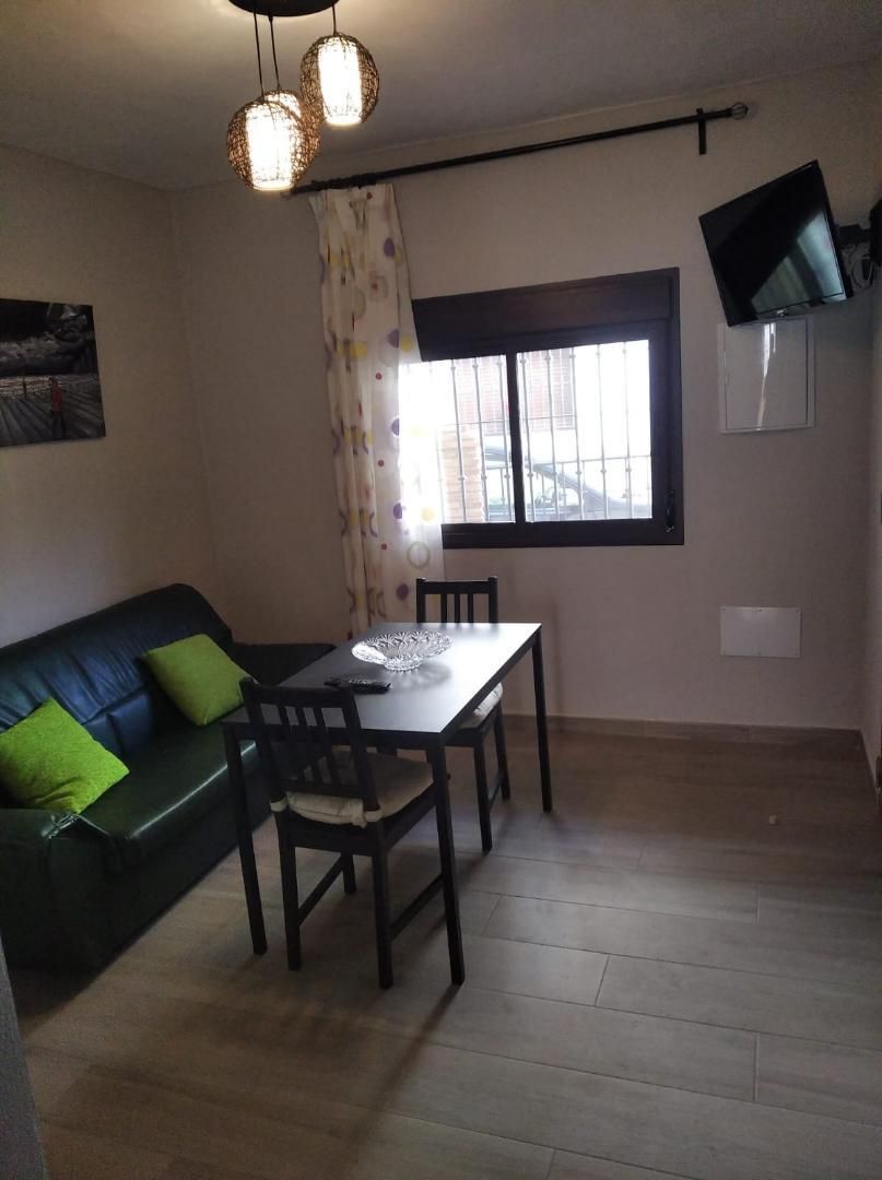 Dormitori de Pis de lloguer en Málaga Capital amb Aire condicionat, Traster i Moblat