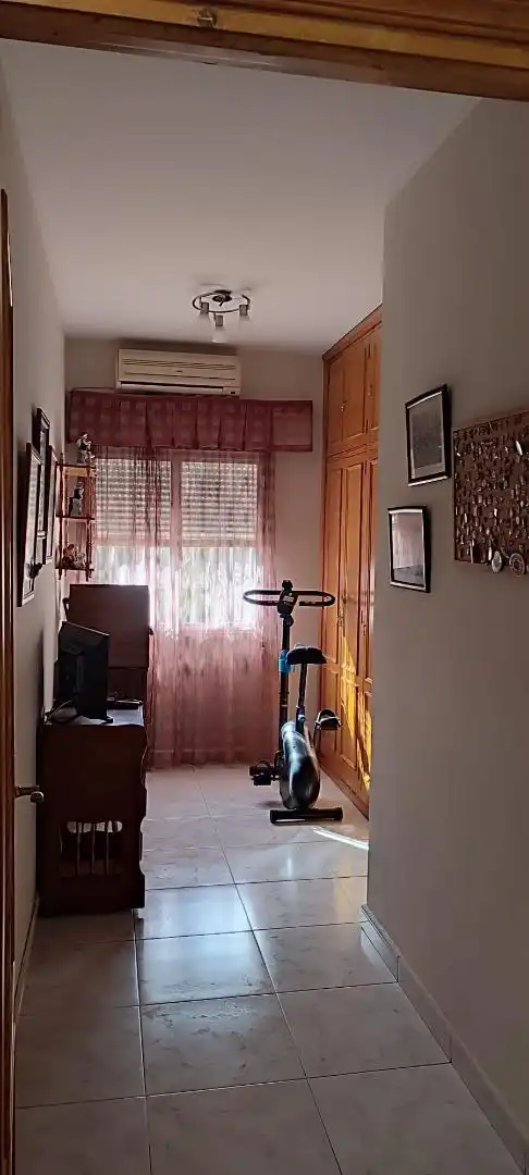 Casa adosada en venta en Calle Doctor Angel Canovas Amador, 1, Carretera de Sevilla - Los Montitos Habitación de Casa adosada en venta en Badajoz Capital con Aire acondicionado y Balcón