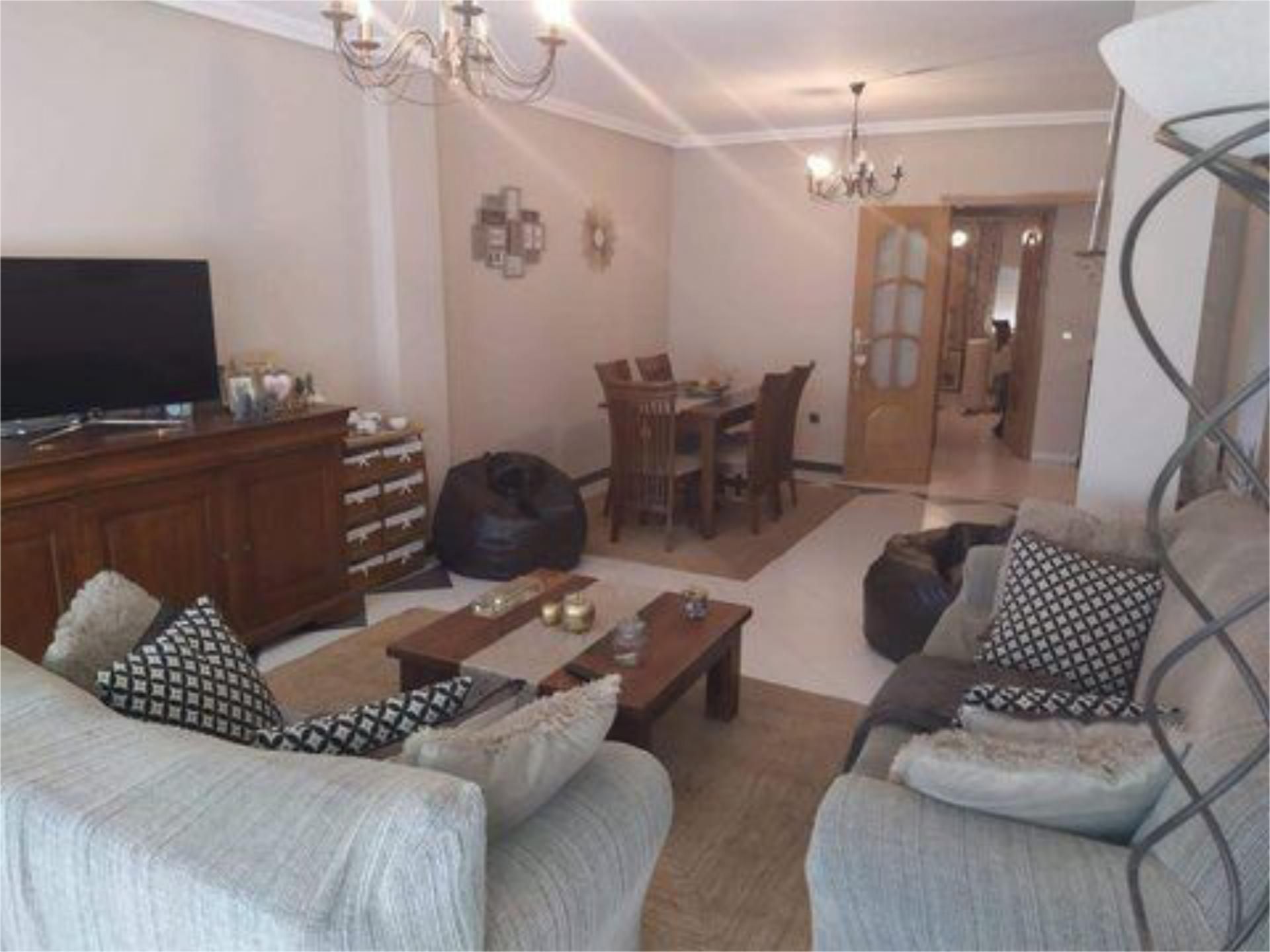 Flat for share in Paseo de la Rosa, 100, Santa Bárbara Living room of Flat for share in Toledo Capital