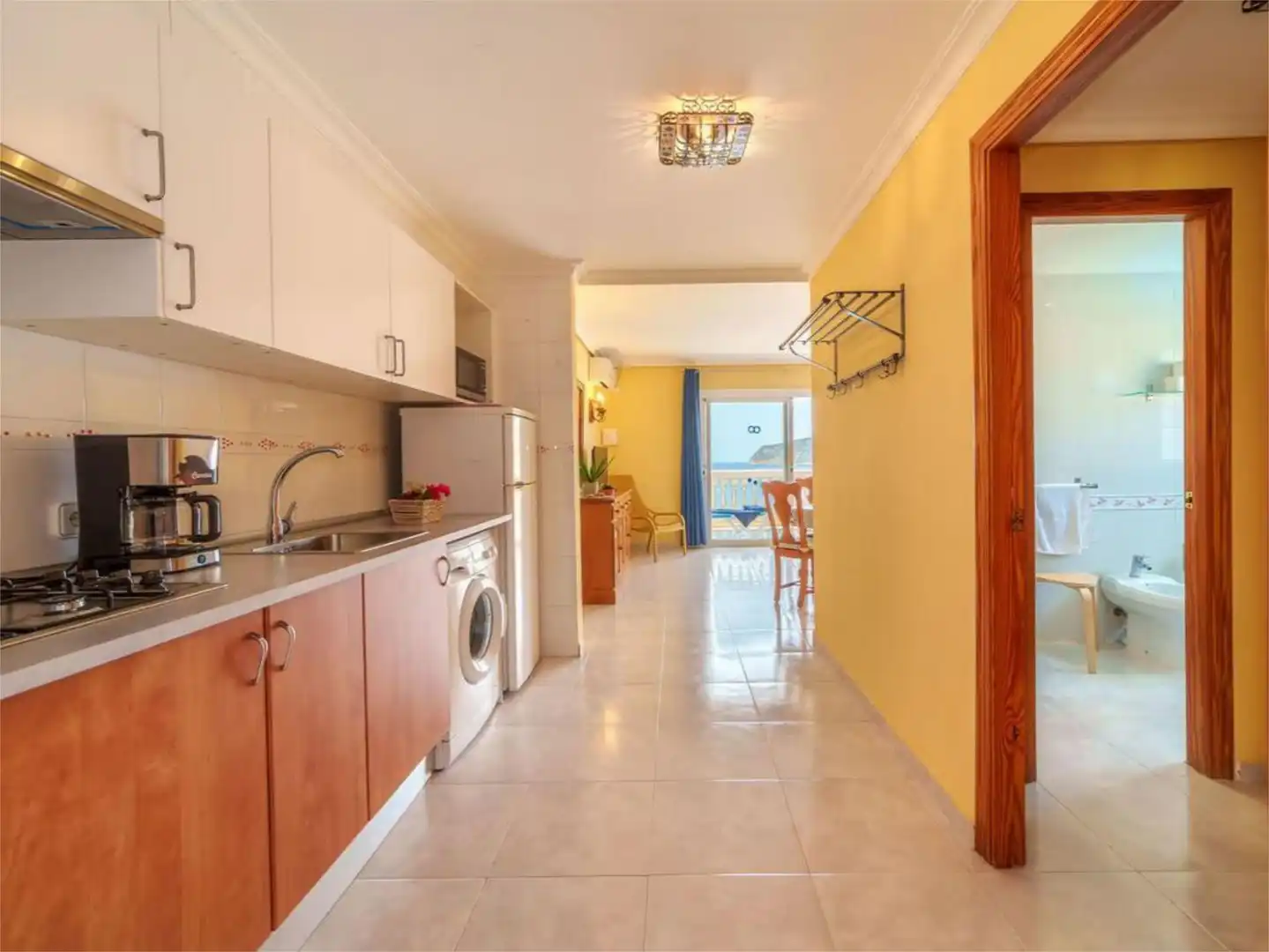 Apartamento de alquiler en Carrer De Na Popia, 1, Sant Elm Cocina de Apartamento de alquiler en Andratx con Aire acondicionado, Calefacción y Parquet