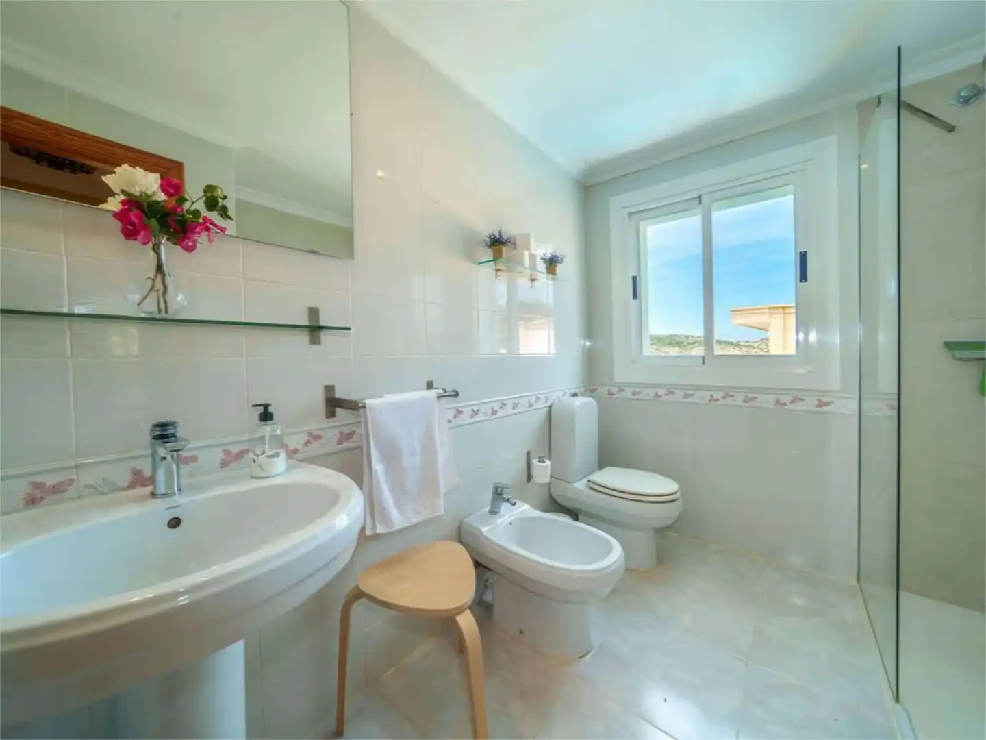 Apartamento de alquiler en Carrer De Na Popia, 1, Sant Elm Baño de Apartamento de alquiler en Andratx con Aire acondicionado, Calefacción y Parquet