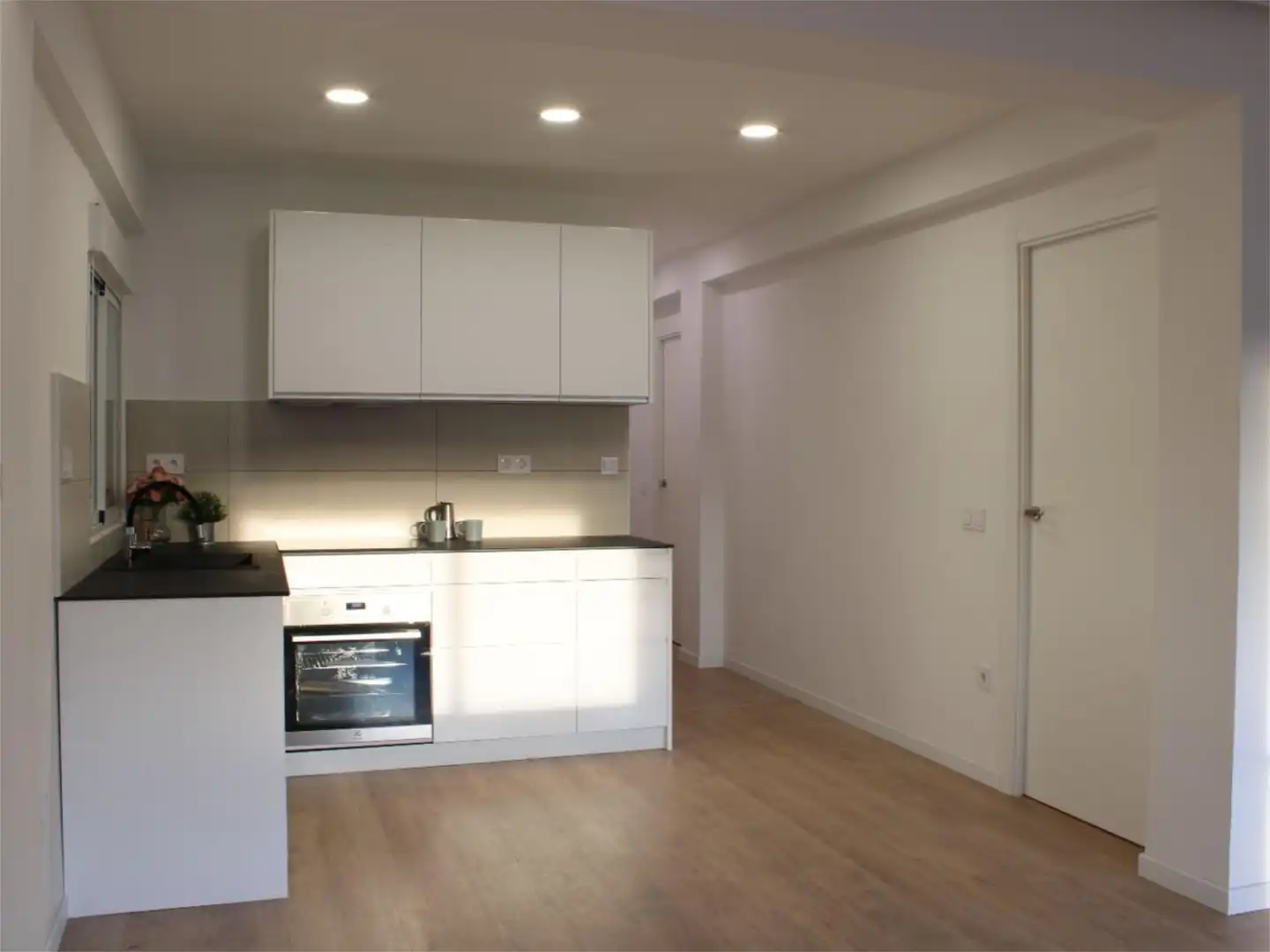 Flat for sale in Carrer n'Emili Llopis, 26, Doctor Palos - Alto Palancia Kitchen of Flat for sale in Sagunto / Sagunt with Parquet flooring and Balcony