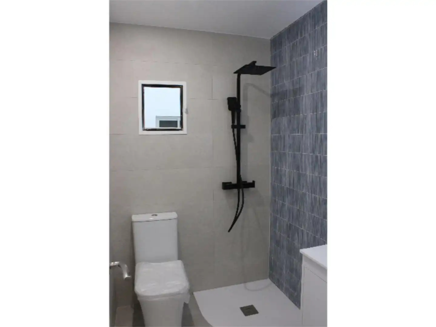 Flat for sale in Carrer n'Emili Llopis, 26, Doctor Palos - Alto Palancia Bathroom of Flat for sale in Sagunto / Sagunt with Parquet flooring and Balcony