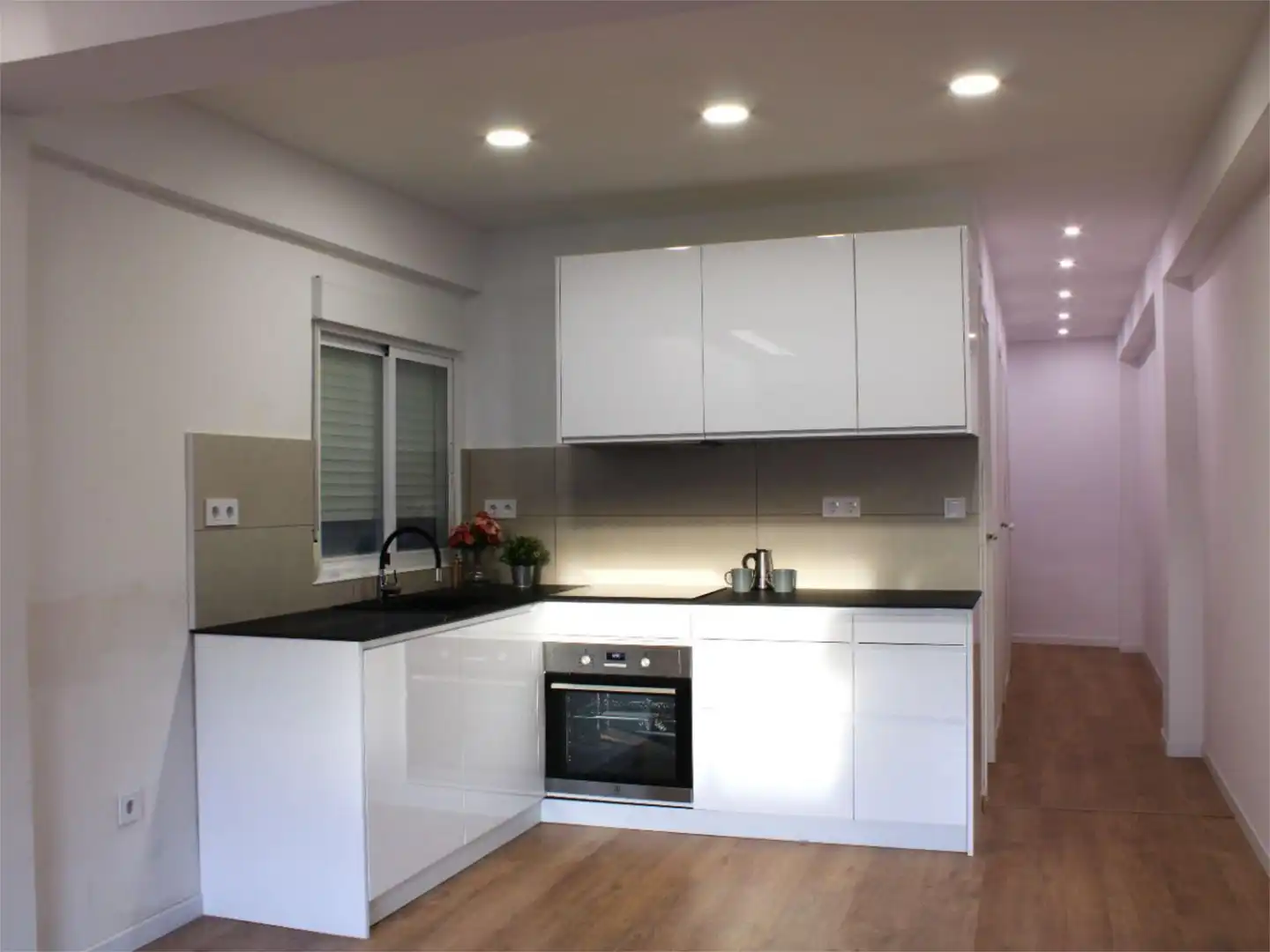 Flat for sale in Carrer n'Emili Llopis, 26, Doctor Palos - Alto Palancia Kitchen of Flat for sale in Sagunto / Sagunt with Parquet flooring and Balcony