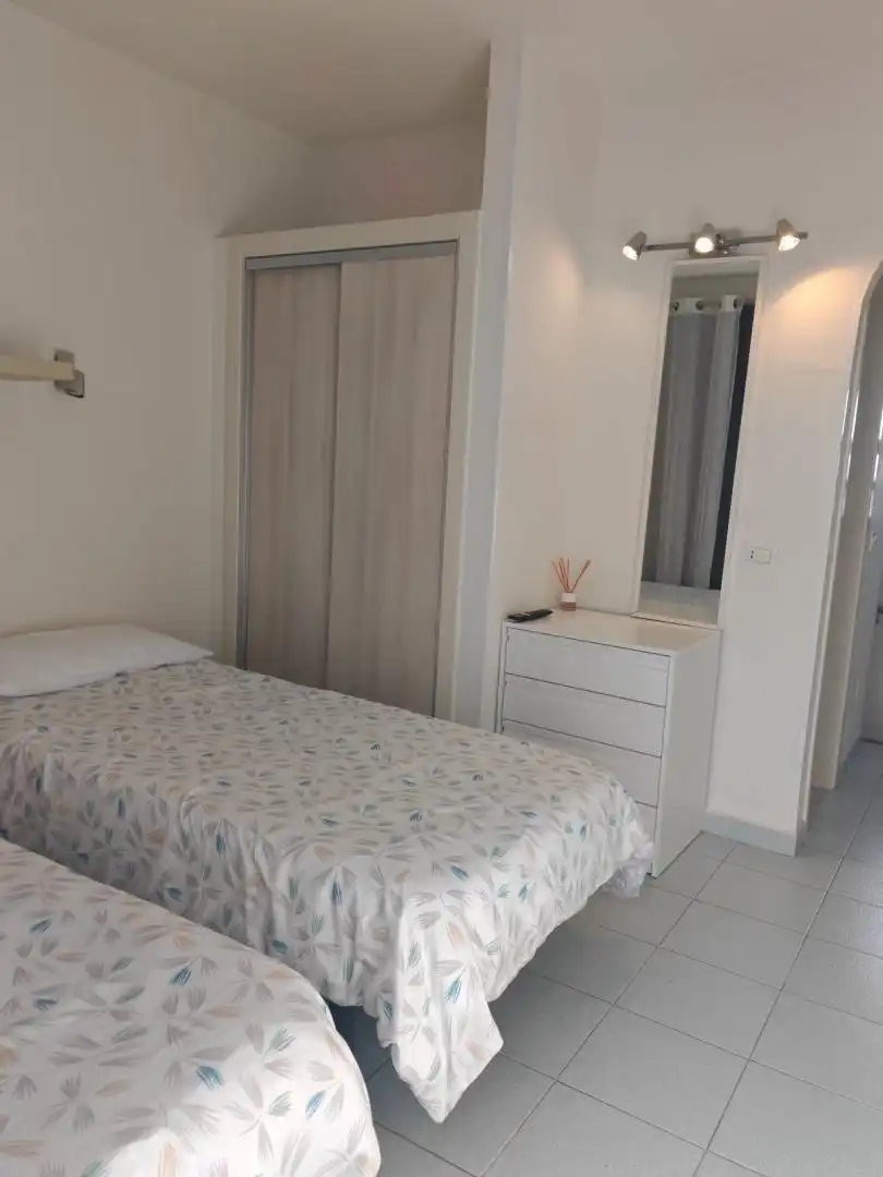 Apartamento en venta en Avenida Touroperador Tui, 20, Maspalomas - Meloneras Habitación de Apartamento en venta en San Bartolomé de Tirajana con Aire acondicionado, Terraza y Piscina