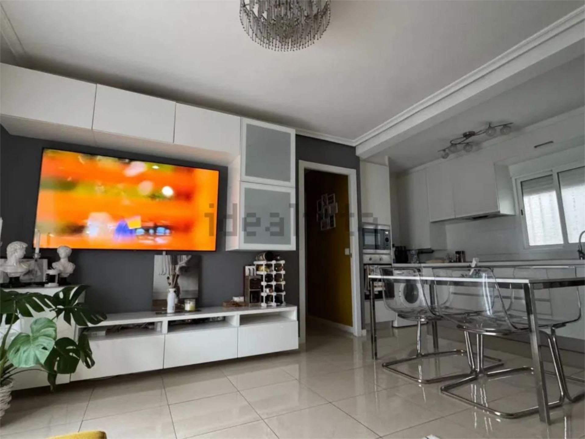 Living room of Flat for sale in  Madrid Capital  with Air Conditioner and Terrace