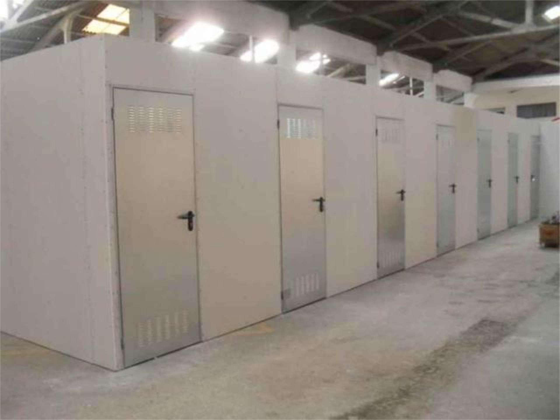 Box room to rent in La Pobla de Farnals