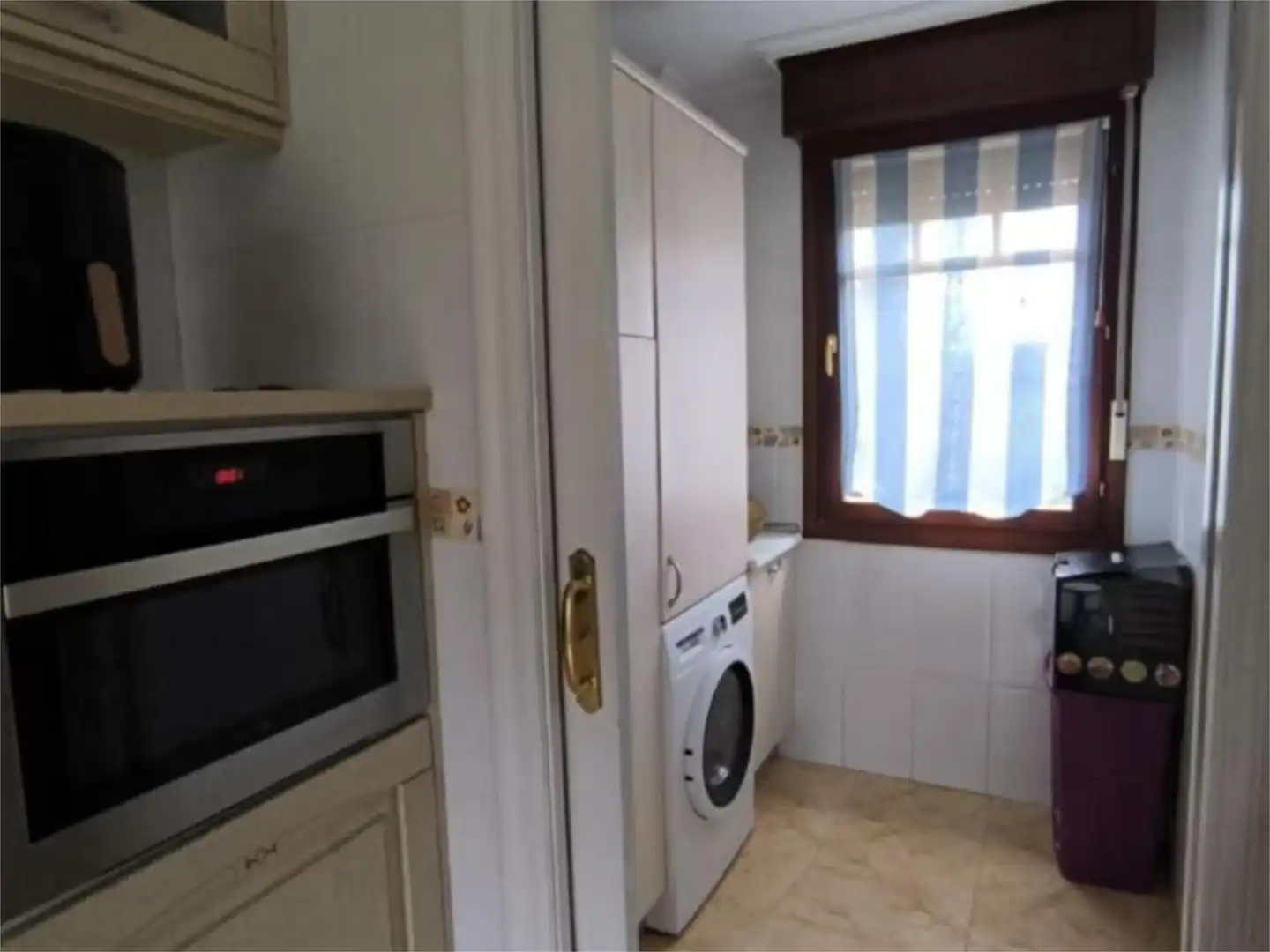 Wohnung zum Verkauf in Urbanización Las Gandarillas, Liendo Küche von Wohnung zum Verkauf in Liendo mit Heizung, Privatgarten und Parkett