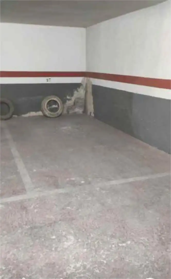 Garaje de alquiler en Alcollarín