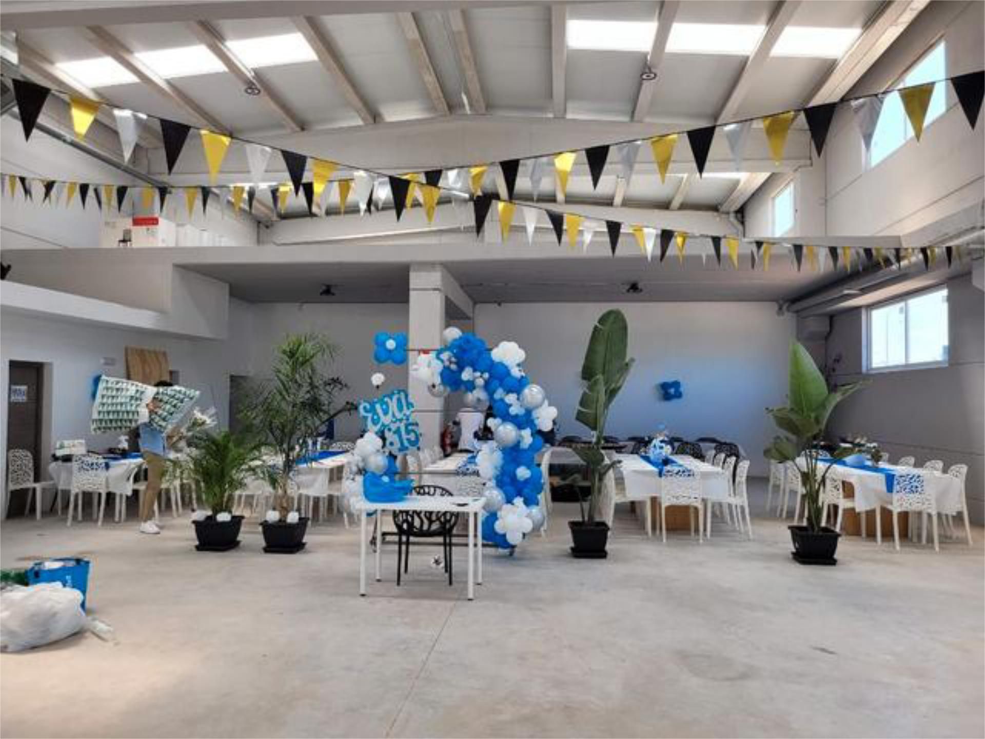 Terrace of Premises to rent in Montroi / Montroy