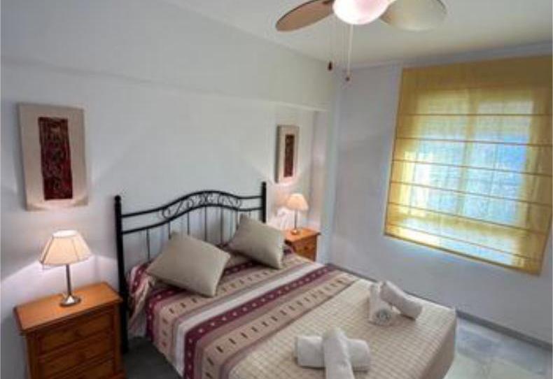 Flat to rent in La Herradura centro, Almuñécar - image 1 Photo 1 of Flat to rent in La Herradura centro, Almuñécar