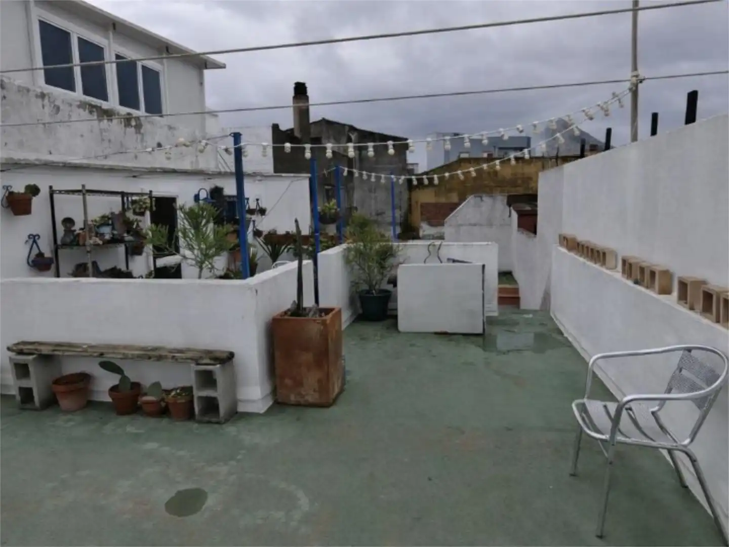 Einfamilien-Reihenhaus zum Verkauf in San José - San Bernardo Terrasse von Einfamilien-Reihenhaus zum Verkauf in La Línea de la Concepción mit Terrasse und Abstellraum