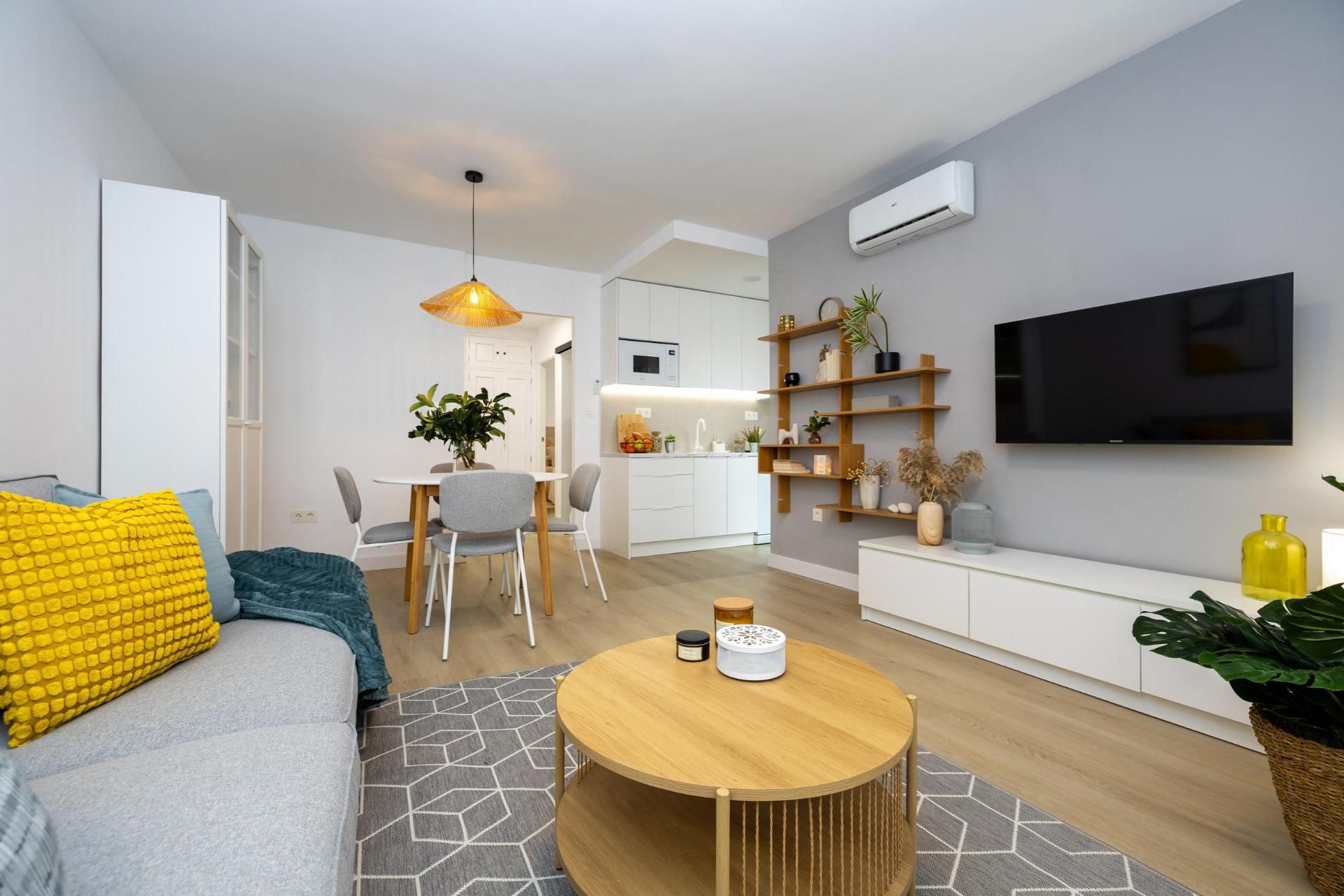 Flat to rent in Calle San Basilio, 24, San Francisco Javier