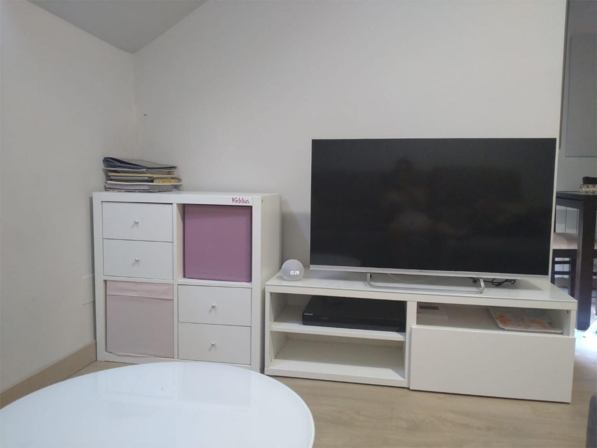 Sala d'estar de Pis en venda en Valladolid Capital amb Aire condicionat, Calefacció i Parquet