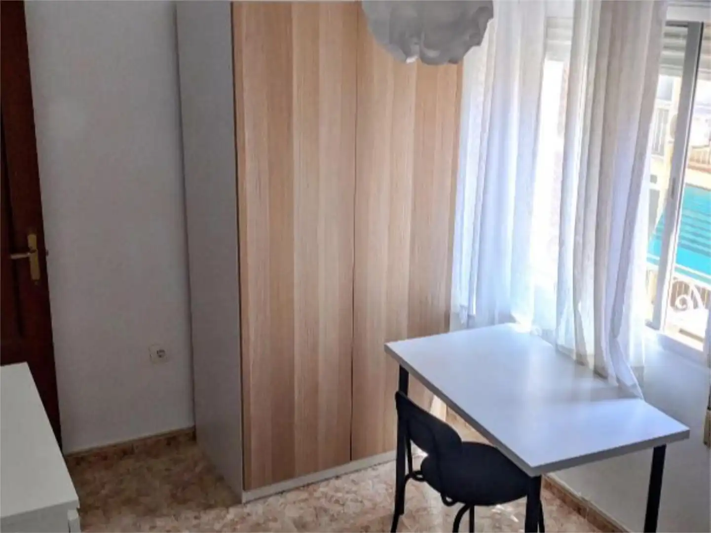 Room in Calle Rosalía, 3, La Florida - Parque Norte Room in Calle Rosalía, 3, La Florida - Parque Norte
