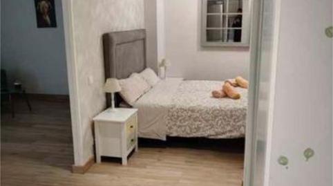 Foto 2 de Apartamento de alquiler en El Carmen - Barrio Gimeno, Burgos Capital