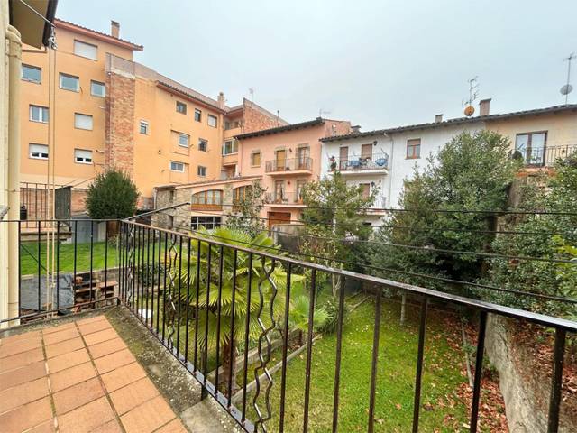 Casa adosada en Alquiler en del Centre, 11 en Sant Julià de Vilatorta