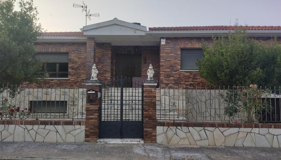 Casa o xalet en venda a Calle Los Fresnos, 39, Jadraque, Guadalajara - imatge 1 Foto 1 de Casa o xalet en venda a Calle Los Fresnos, 39, Jadraque, Guadalajara