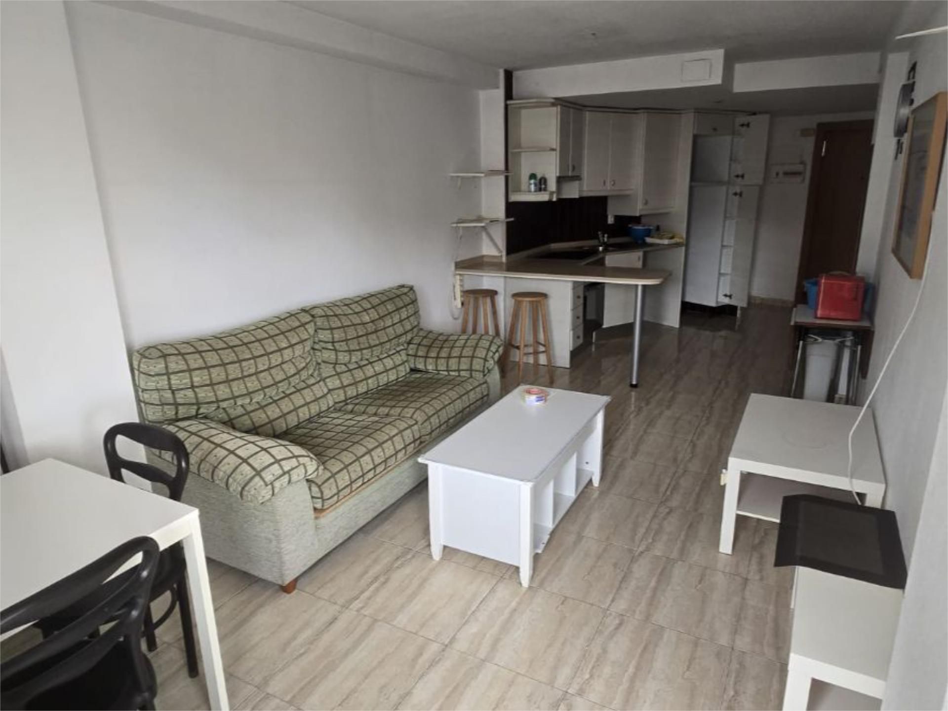 Living room of Study to rent in Gandia  with Terrace and Furnished