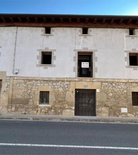 Single-family semi-detached for sale in Trespaderne, Burgos - image 2 Photo 2 of Single-family semi-detached for sale in Trespaderne, Burgos