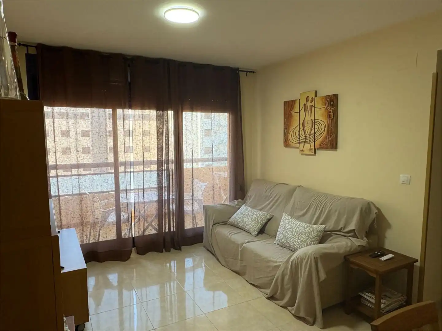 Wohnung zum Verkauf in Carrer Llevant, 4, Bellreguard Wohnzimmer von Wohnung zum Verkauf in Bellreguard mit Klimaanlage, Heizung und Privatgarten
