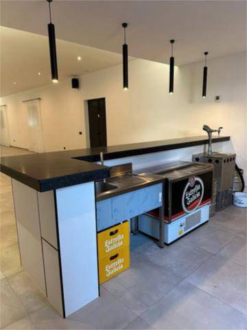 Local comercial en Alquiler en Paraíso Arenal - La Colina