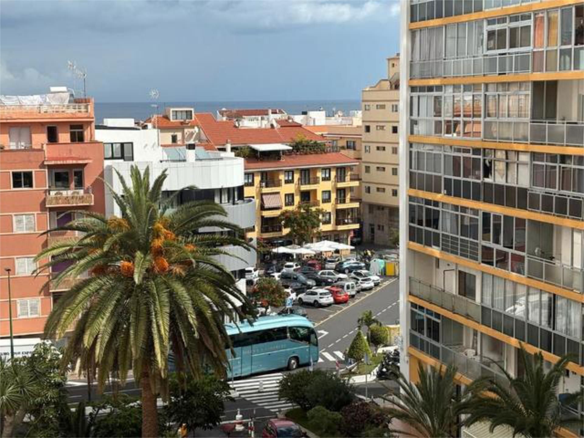 Study to rent Exterior view of Study to rent in with Swimming Pool