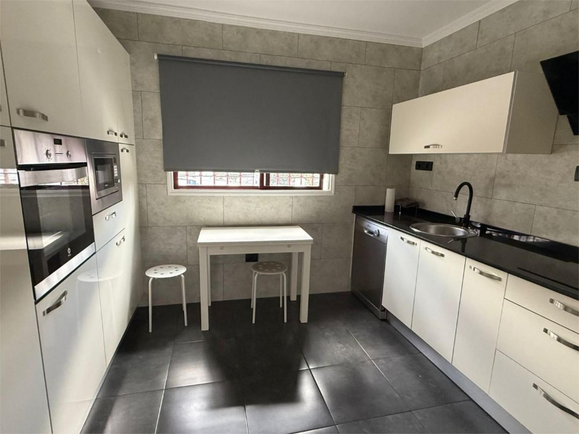 Kitchen of Flat for sale in Las Palmas de Gran Canaria  with Terrace