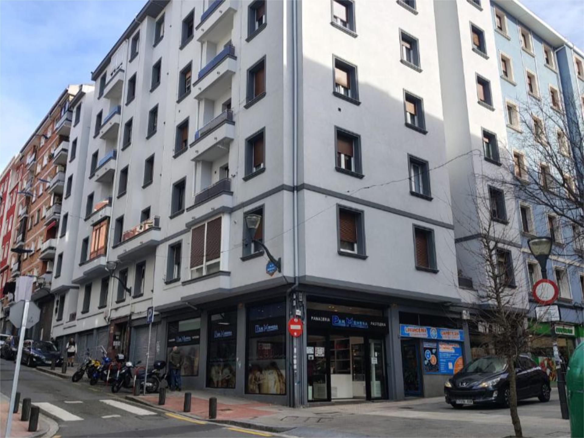 Exterior view of Flat for sale in Bilbao   with Balcony