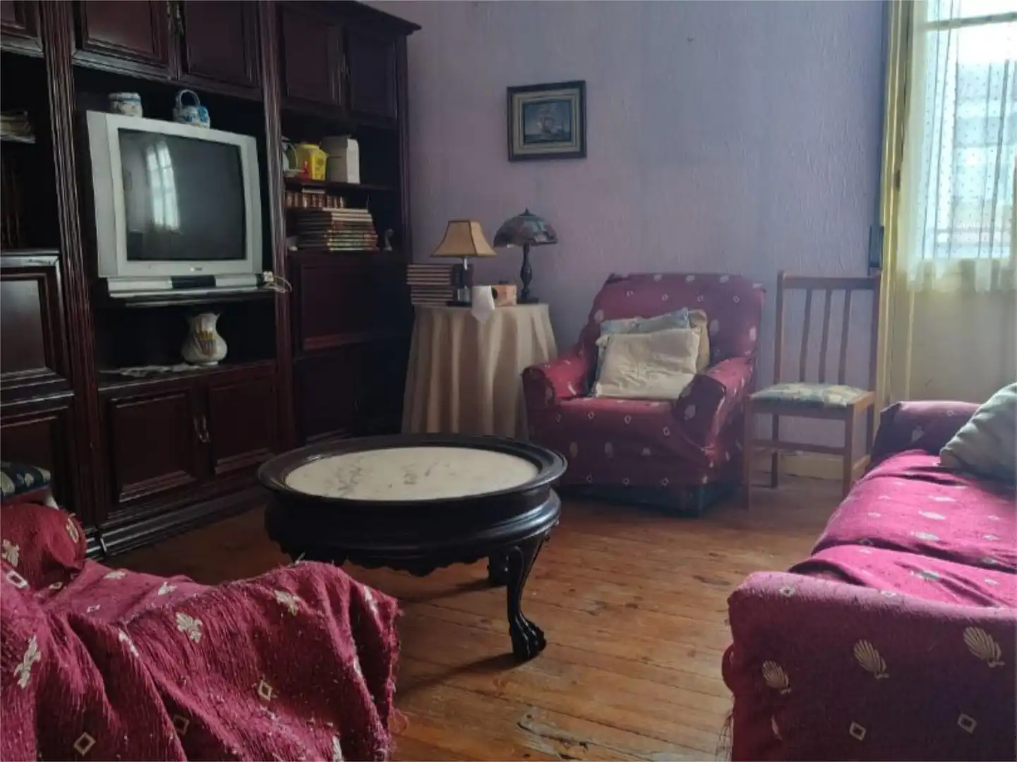 Sala d'estar de Pis en venda en Bilbao  amb Balcó