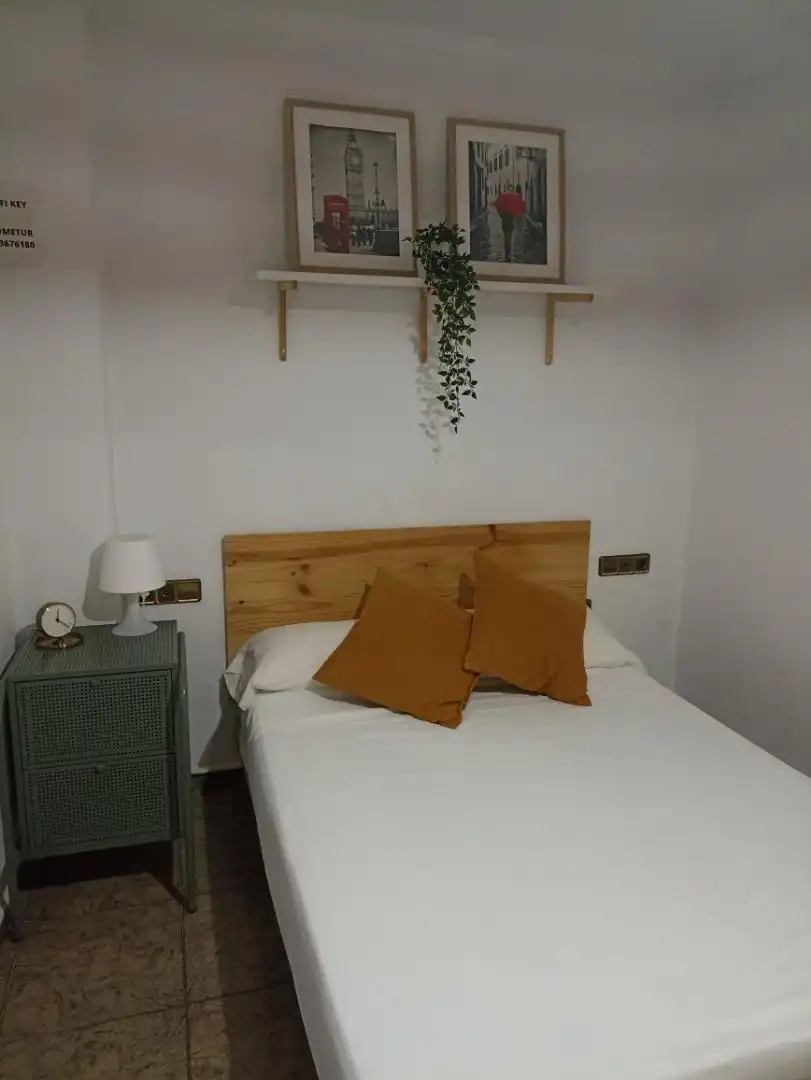 Schlafzimmer von Maisonette zur Miete in Valencia mit Klimaanlage, Heizung und Abstellraum