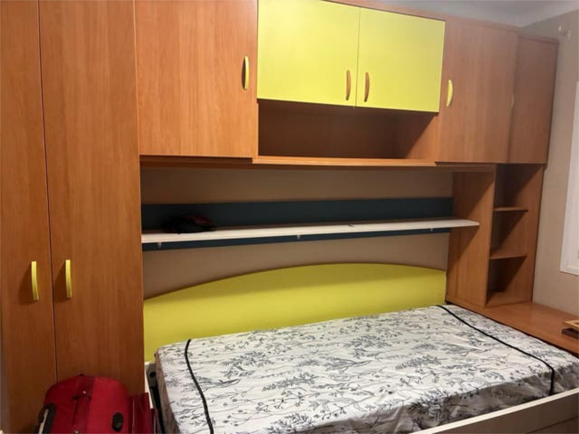 Habitación de Piso para compartir en Antequera con Amueblado