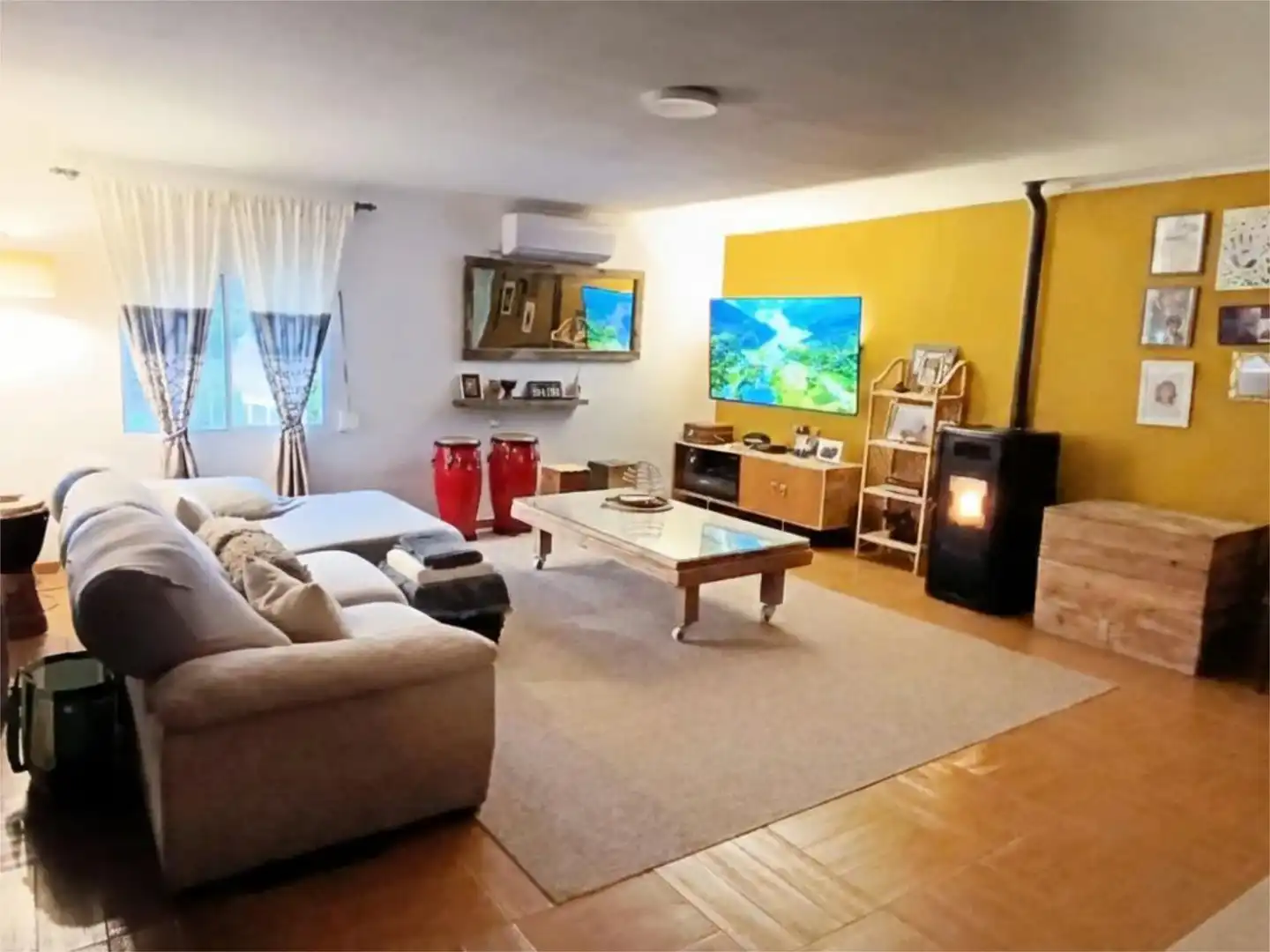 Flat for sale in Calle Almodóvar, 133, Argamasilla de Calatrava Living room of Flat for sale in Argamasilla de Calatrava with Air Conditioner