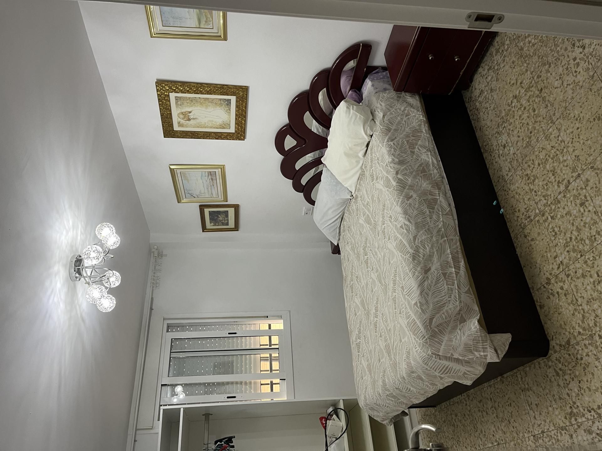 Dormitori de Pis per a compartir en Mairena del Aljarafe amb Moblat