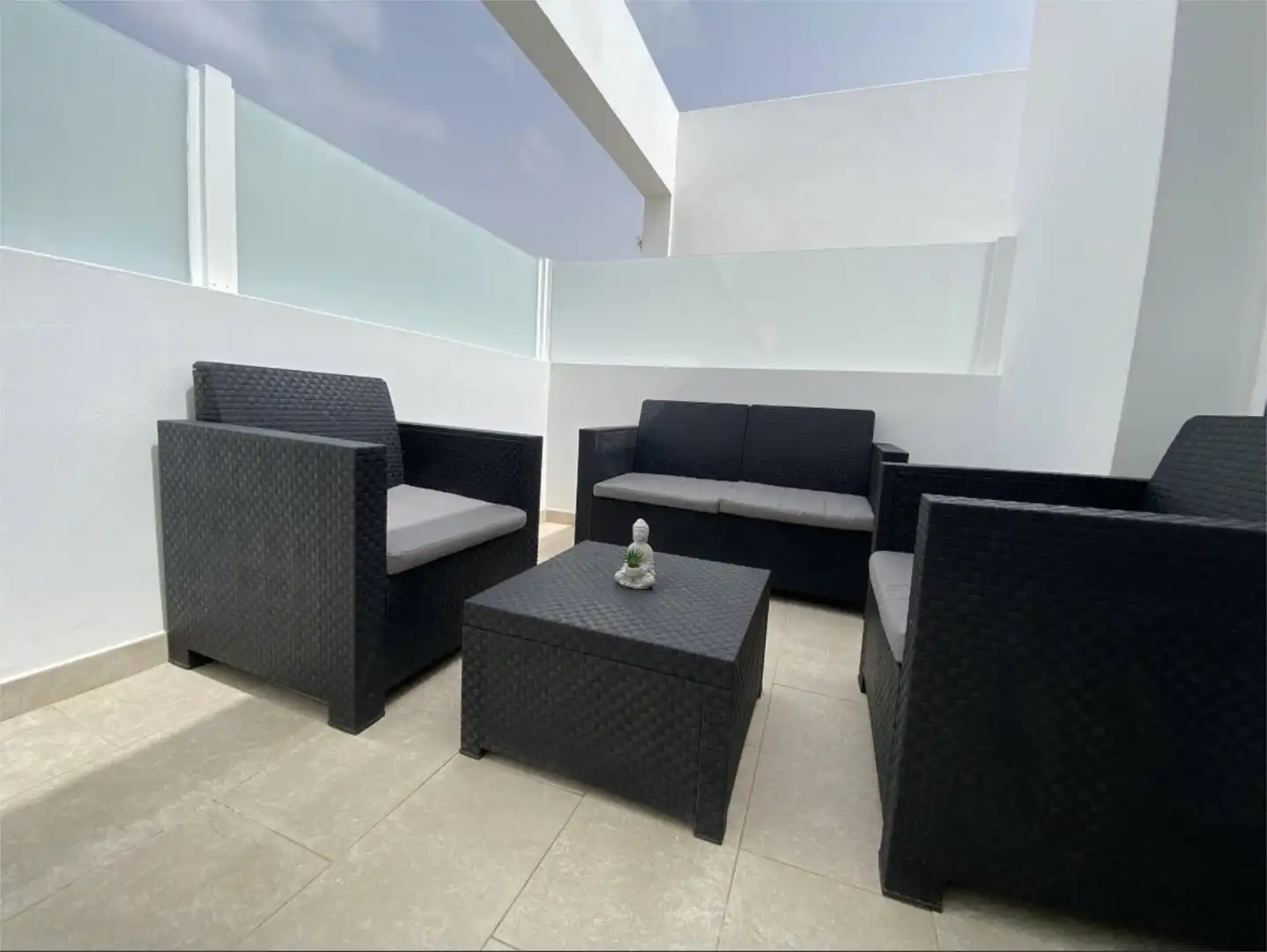 Dúplex en venta en Calle Brisas, 10, San Bartolomé pueblo Terraza de Dúplex en venta en San Bartolomé con Terraza y Balcón