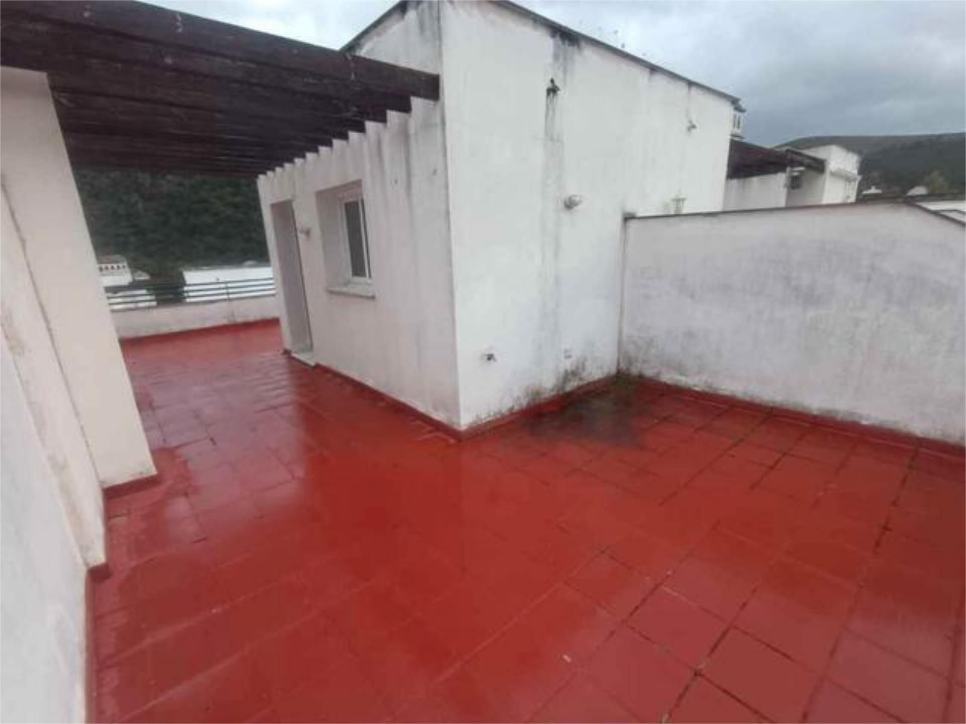 Single-family semi-detached to rent in Benahavís pueblo