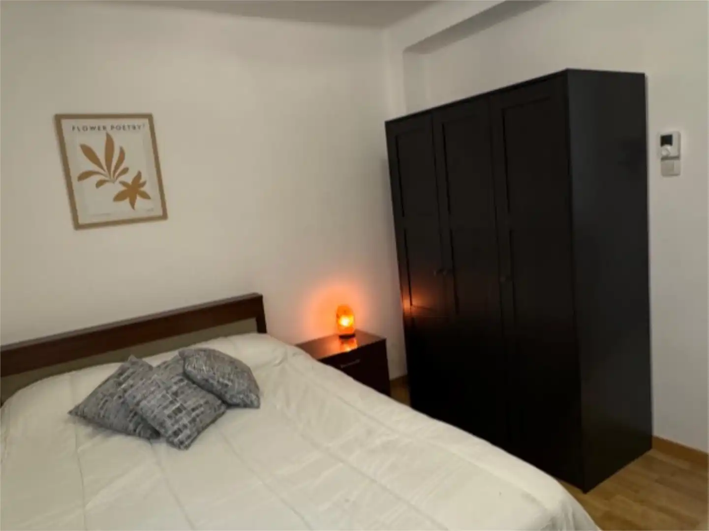Piso en venta en Calle Federico Martínez Arenzana, 1, Villamediana de Iregua Habitación de Piso en venta en Villamediana de Iregua con Calefacción, Parquet y Amueblado