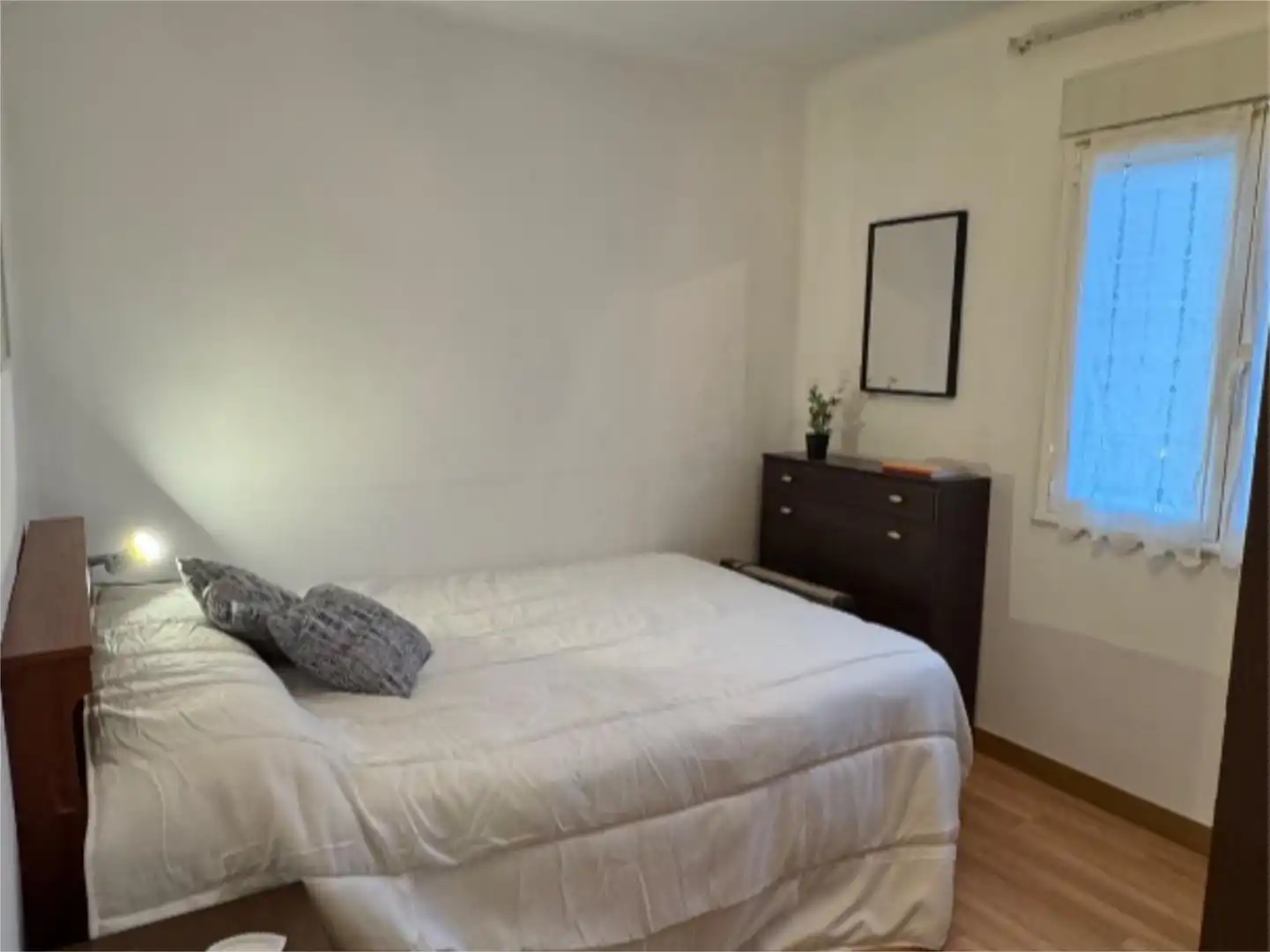 Piso en venta en Calle Federico Martínez Arenzana, 1, Villamediana de Iregua Habitación de Piso en venta en Villamediana de Iregua con Calefacción, Parquet y Amueblado